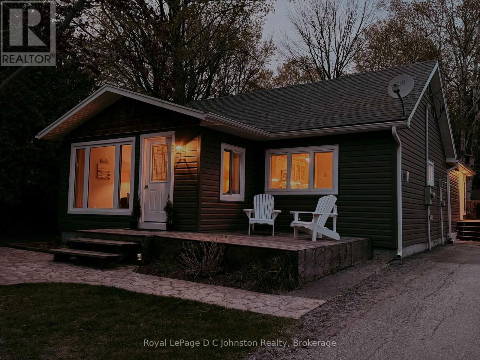 38 OAK STREET Image 39