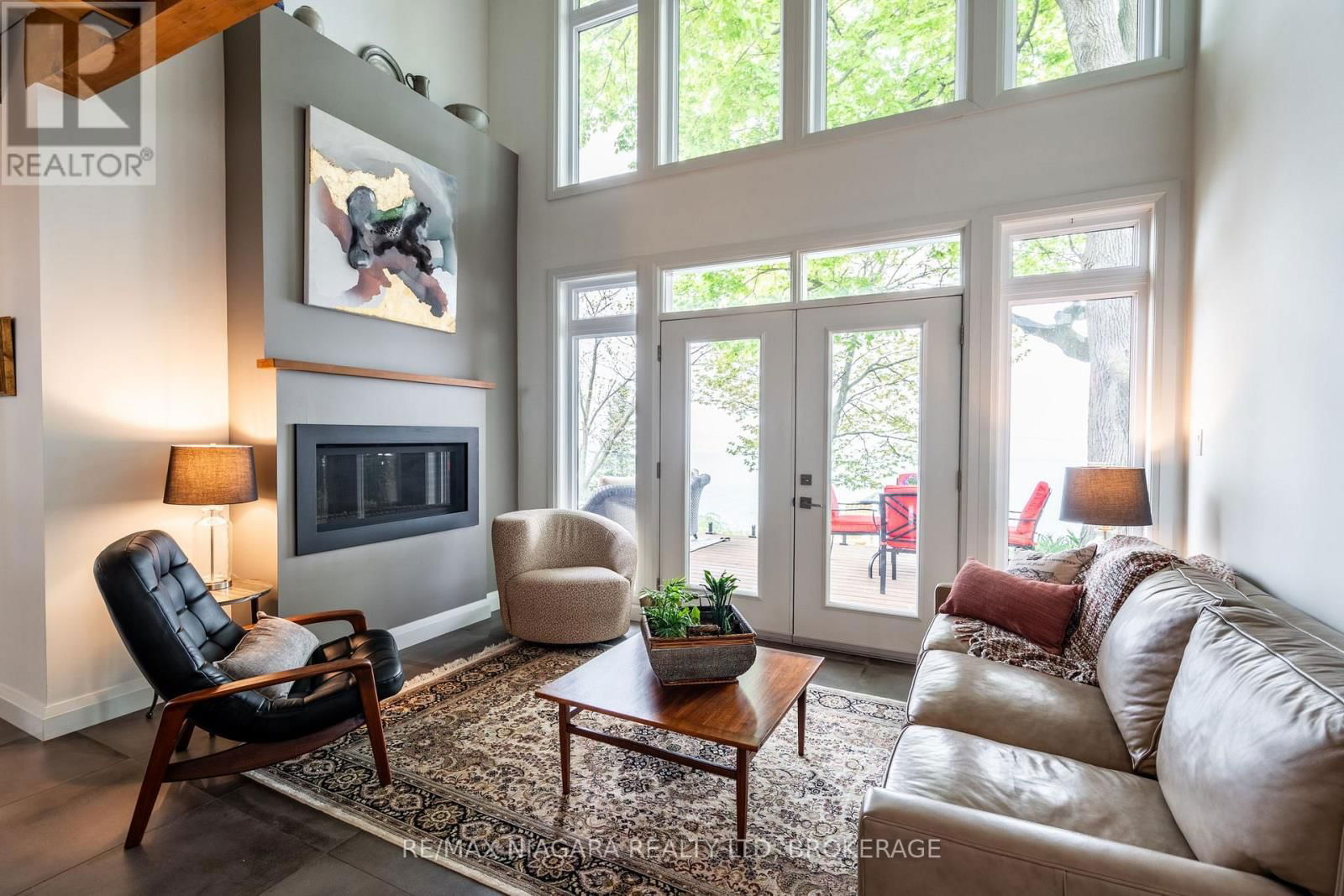 1134 LAKESHORE ROAD WEST Image 14