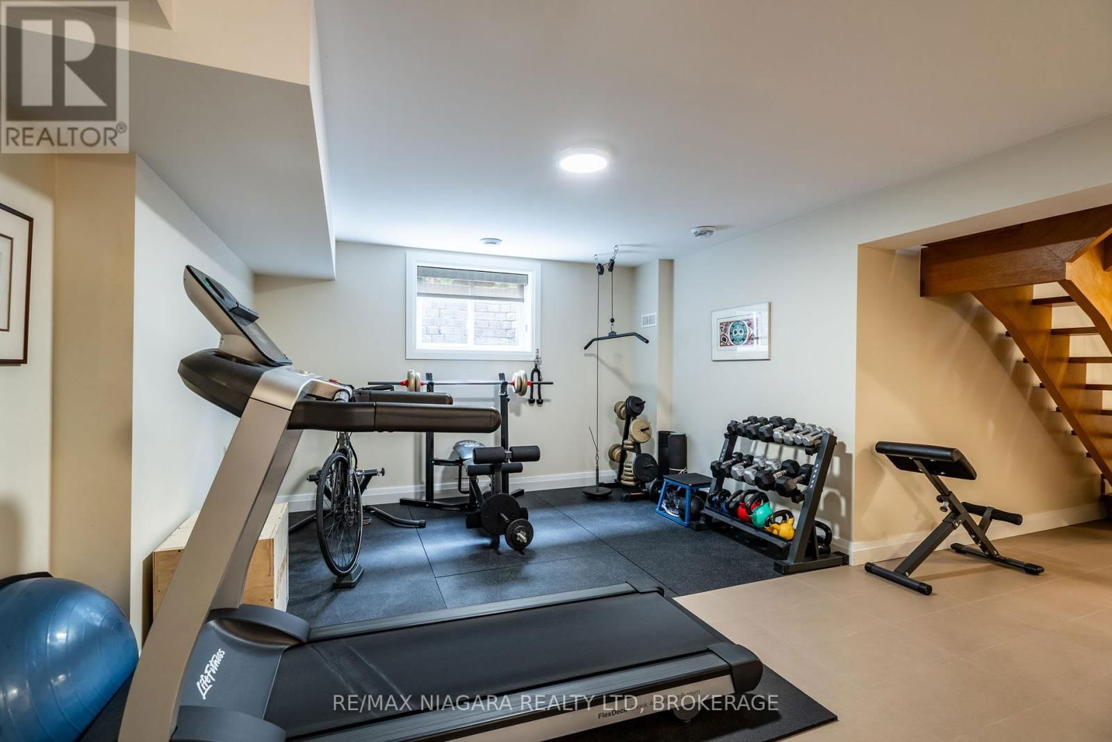 1134 LAKESHORE ROAD WEST Image 26