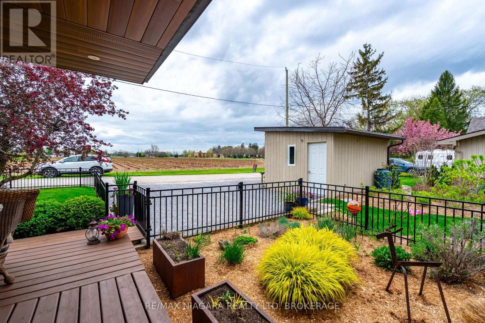 1134 LAKESHORE ROAD WEST Image 5