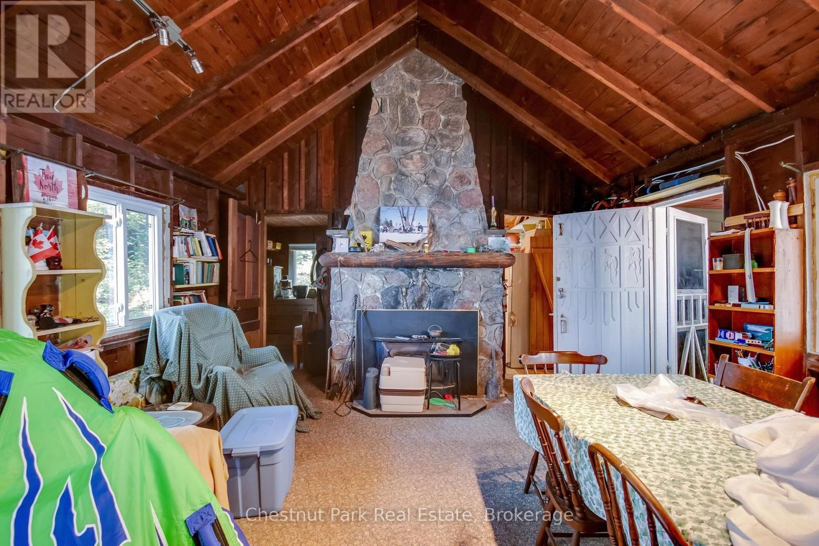 142 CHURCHILL GARDEN ROAD Image 30