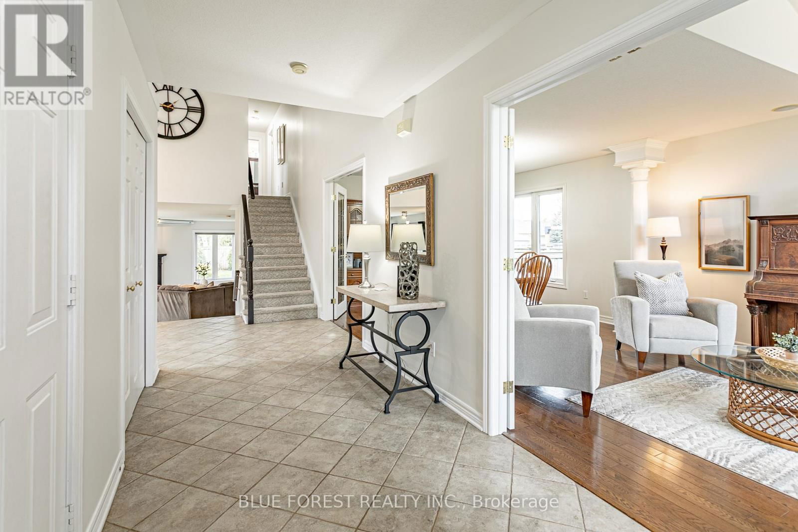 49 PARKVIEW DRIVE Image 2