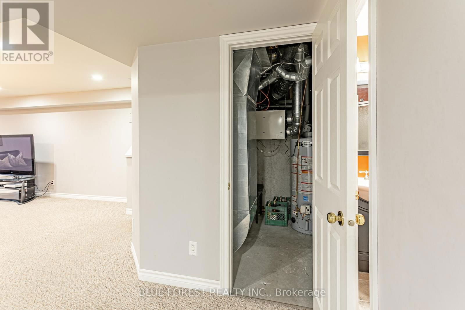 49 PARKVIEW DRIVE Image 26