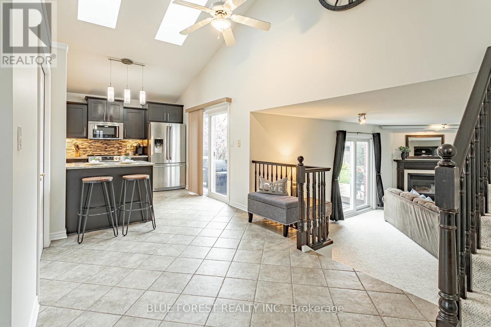 49 PARKVIEW DRIVE Image 5