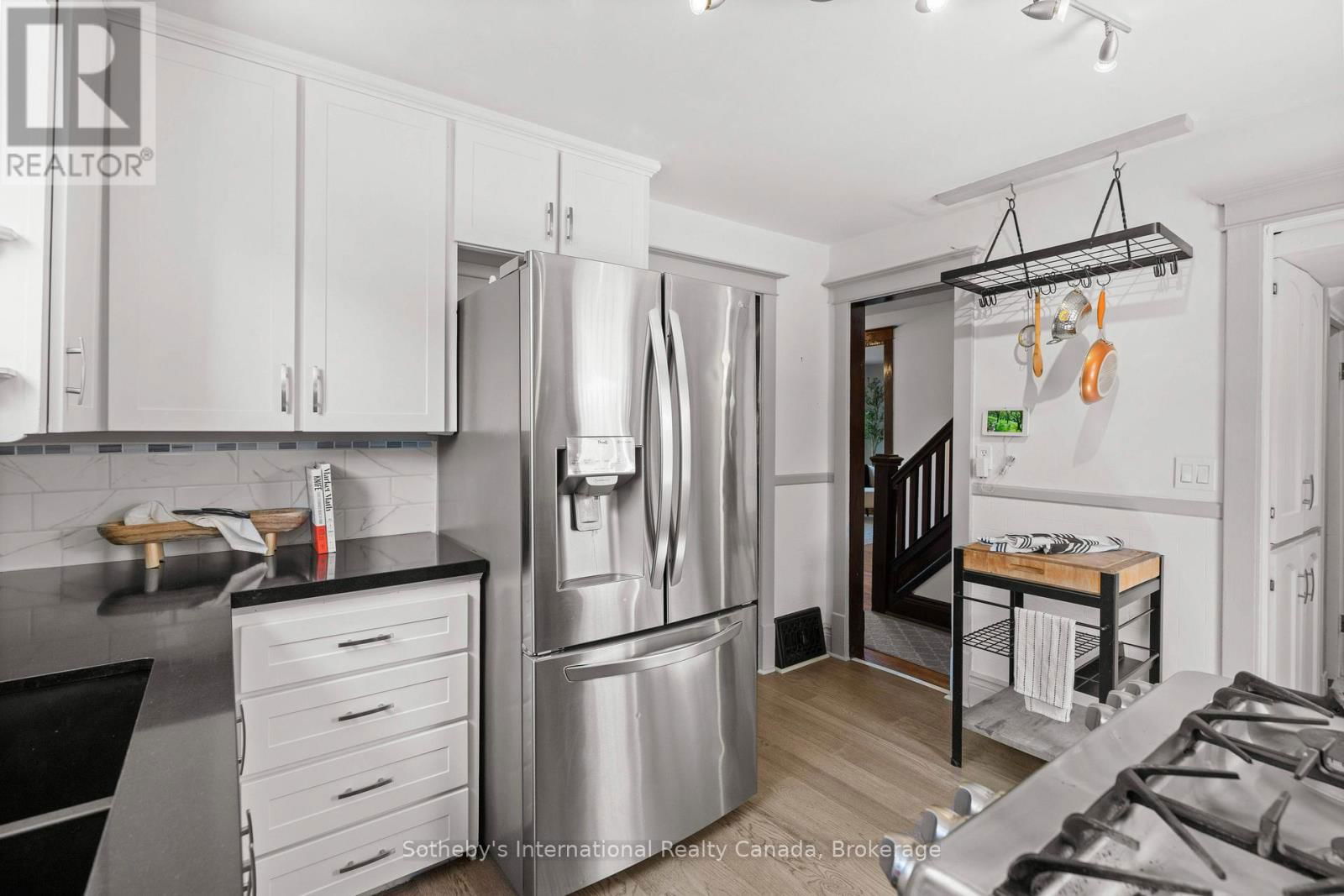 122 LAKE AVENUE DRIVE Image 17