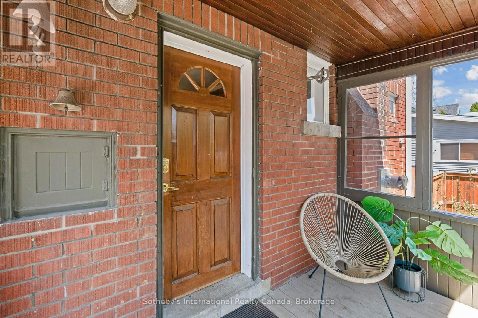122 LAKE AVENUE DRIVE Image 37