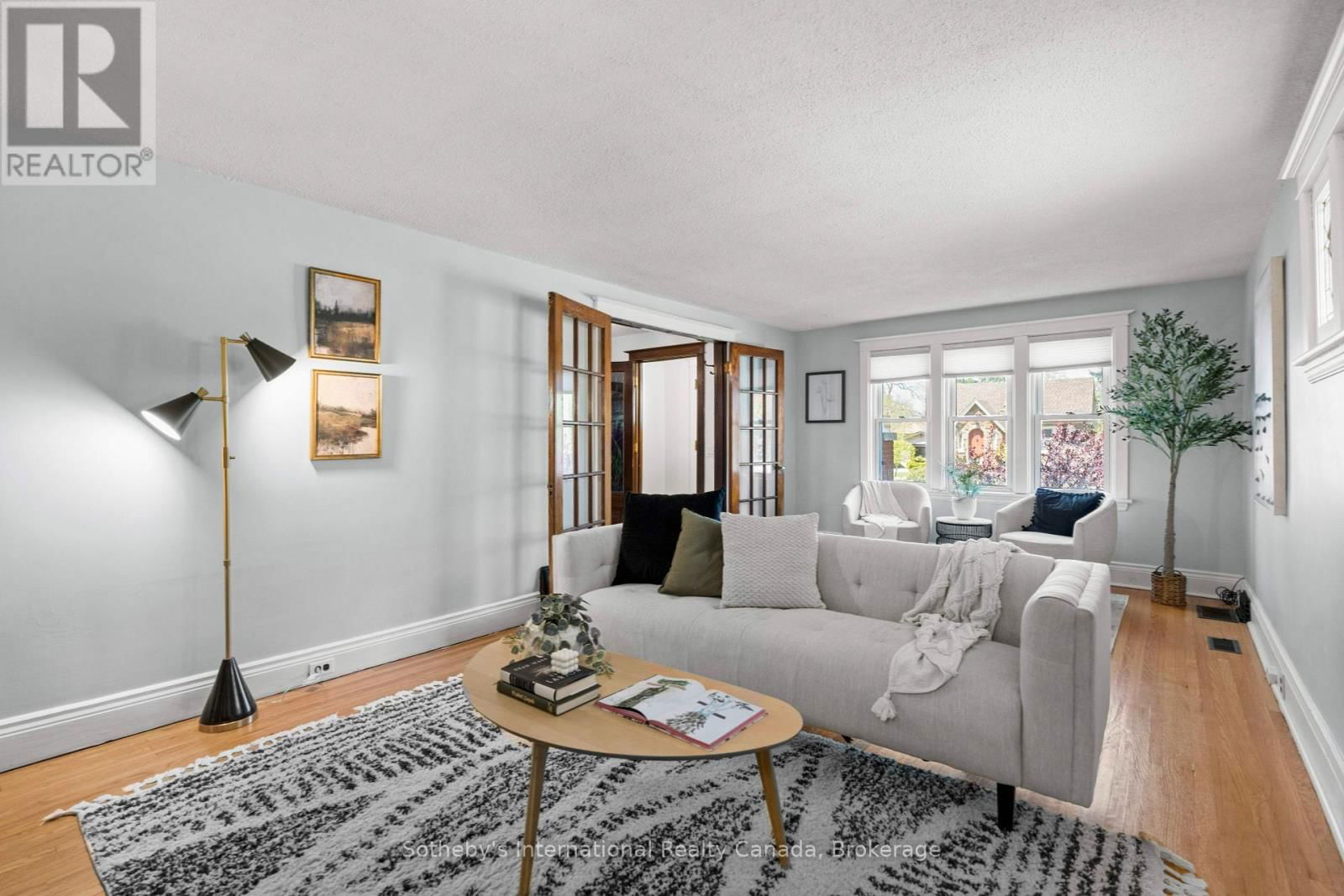 122 LAKE AVENUE DRIVE Image 9