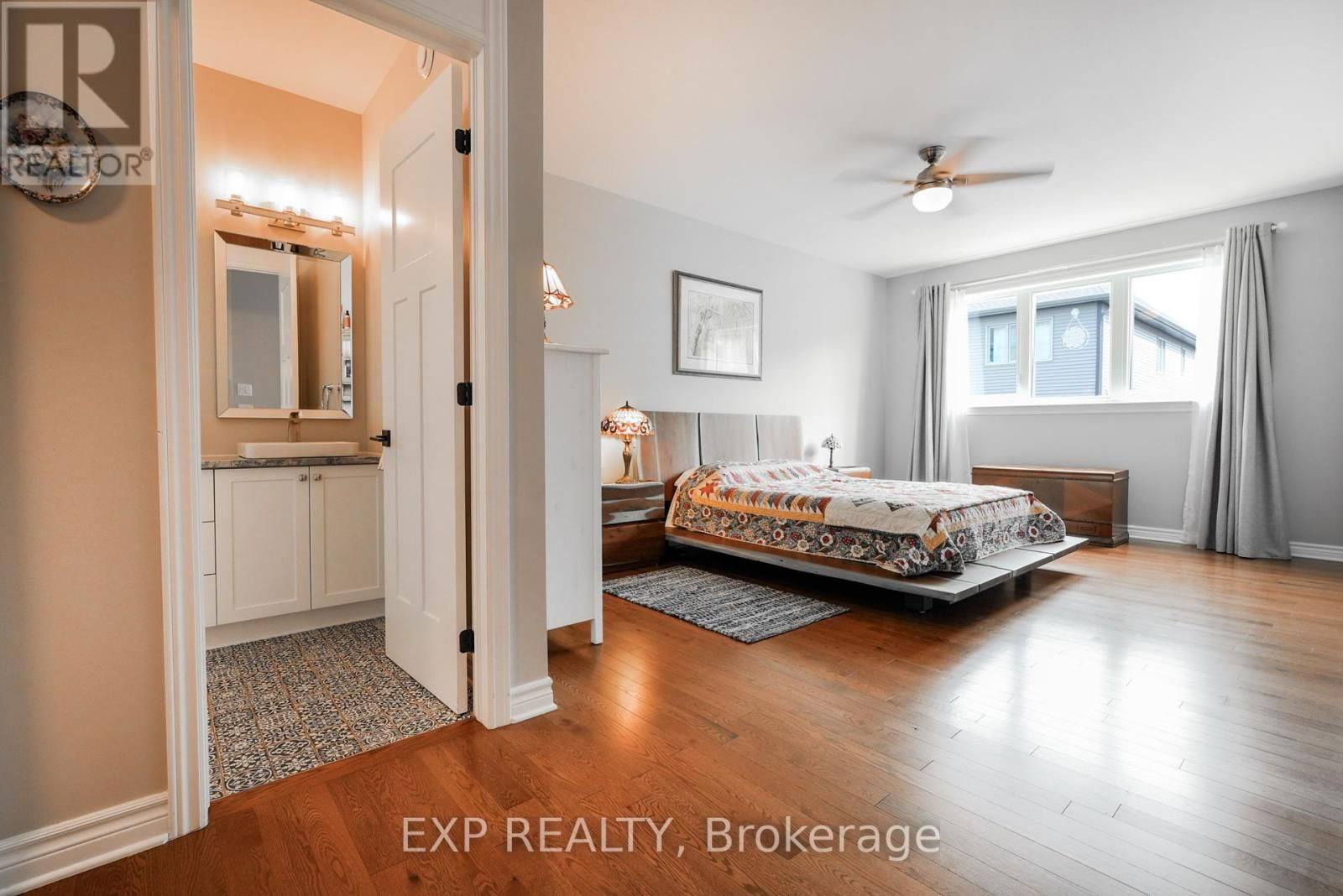 585 VIVERA PLACE Image 22