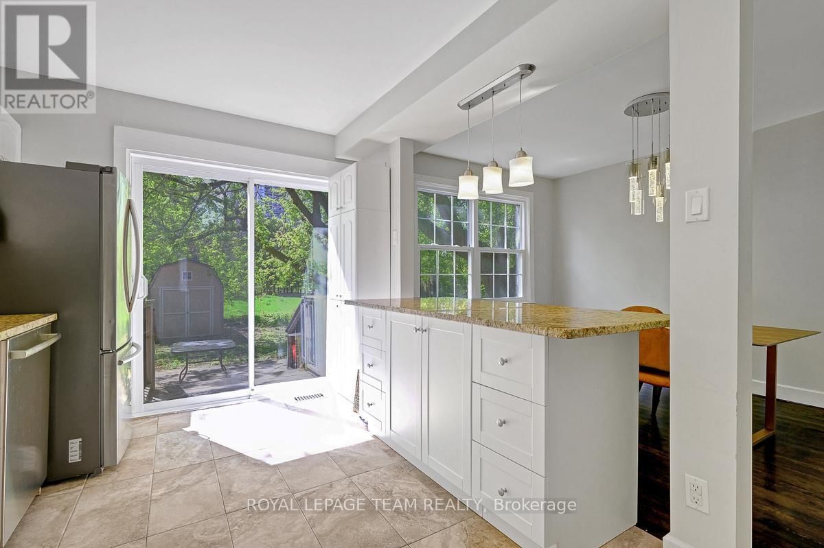 1128 TRENT STREET Image 11