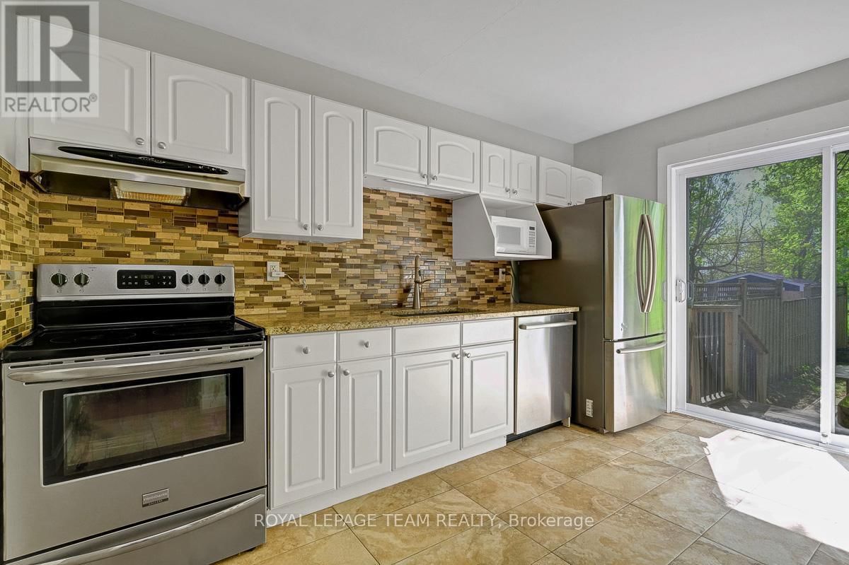 1128 TRENT STREET Image 12