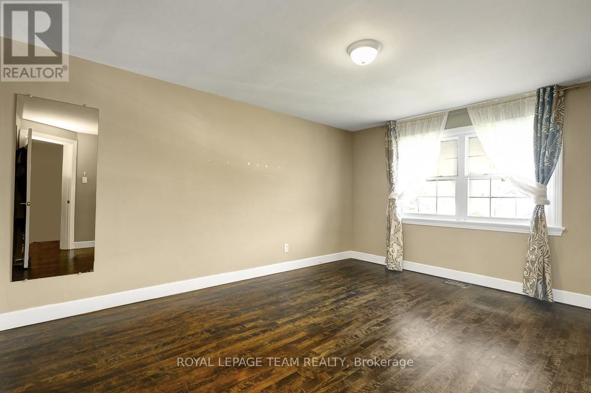 1128 TRENT STREET Image 14