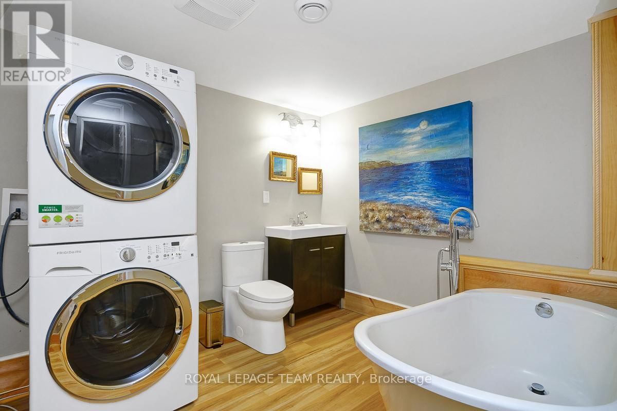1128 TRENT STREET Image 22