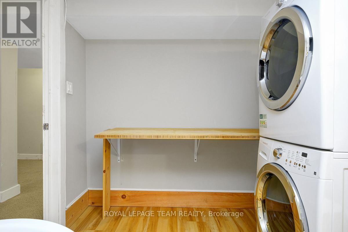 1128 TRENT STREET Image 24