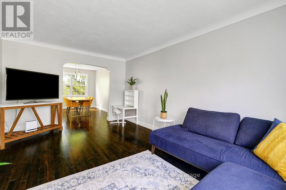 1128 TRENT STREET Image 6