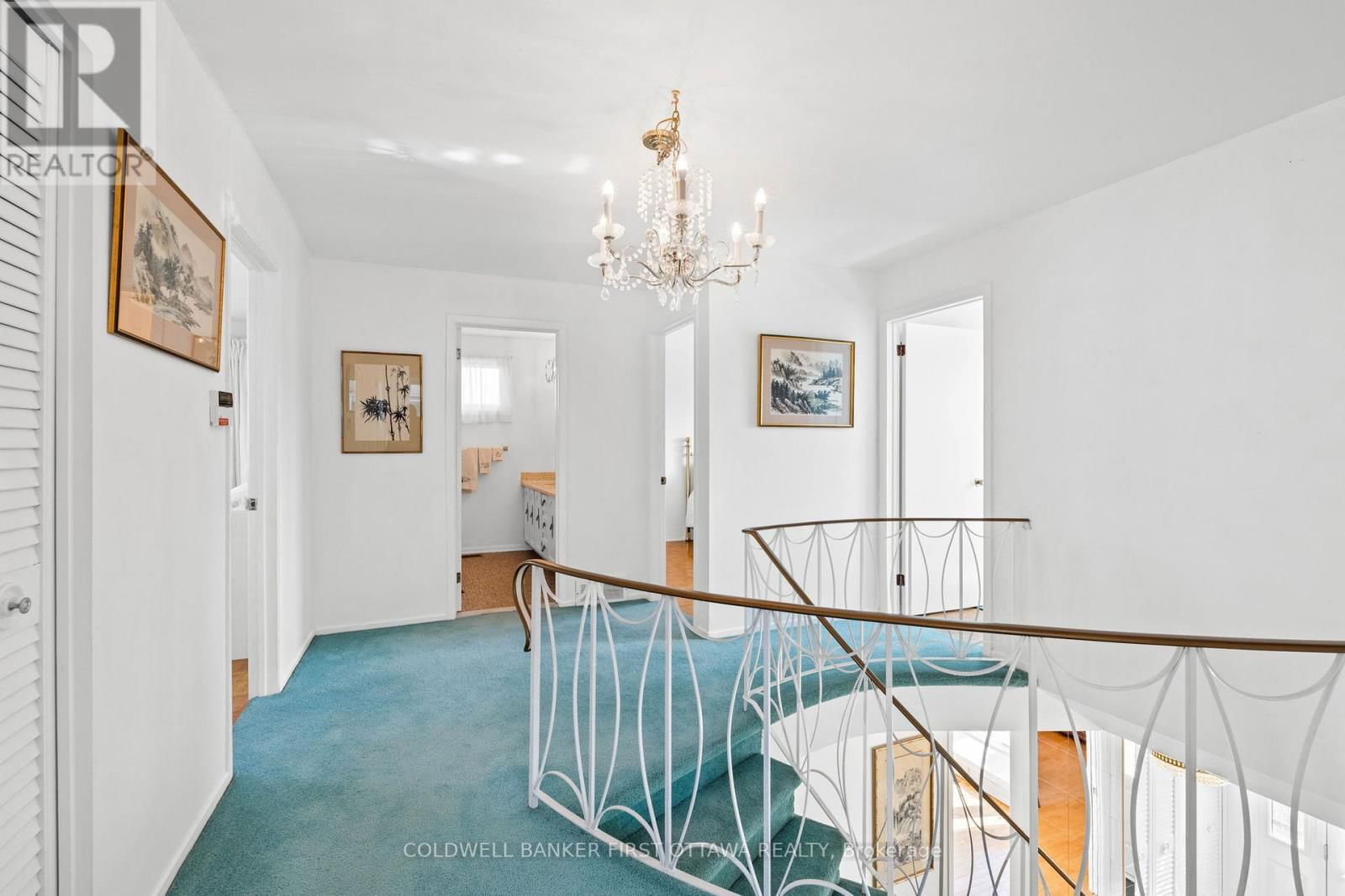 16 DENEWOOD CRESCENT Image 27