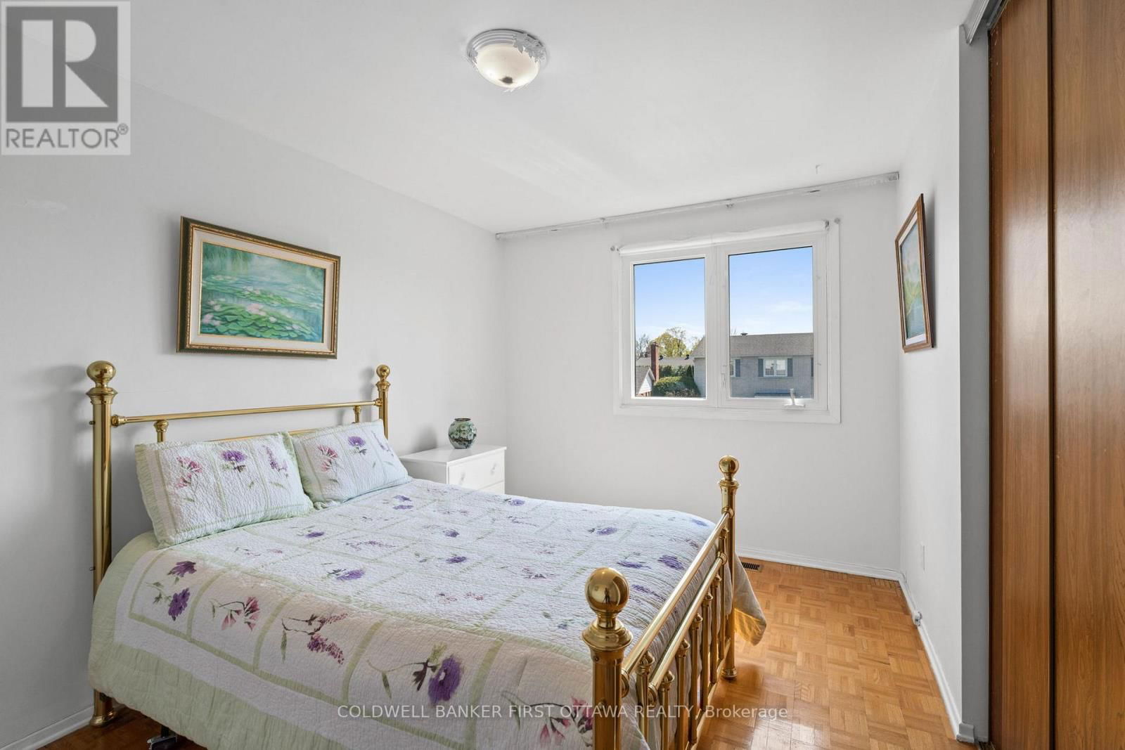 16 DENEWOOD CRESCENT Image 32