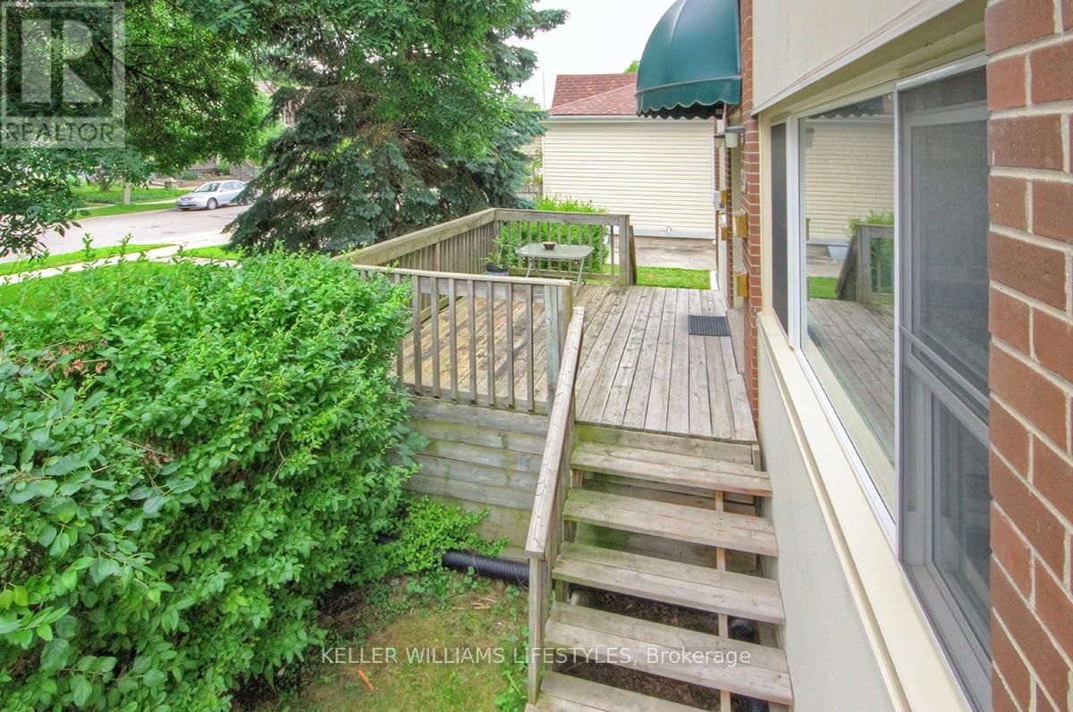 2 - 230 EMERY STREET EAST Image 12