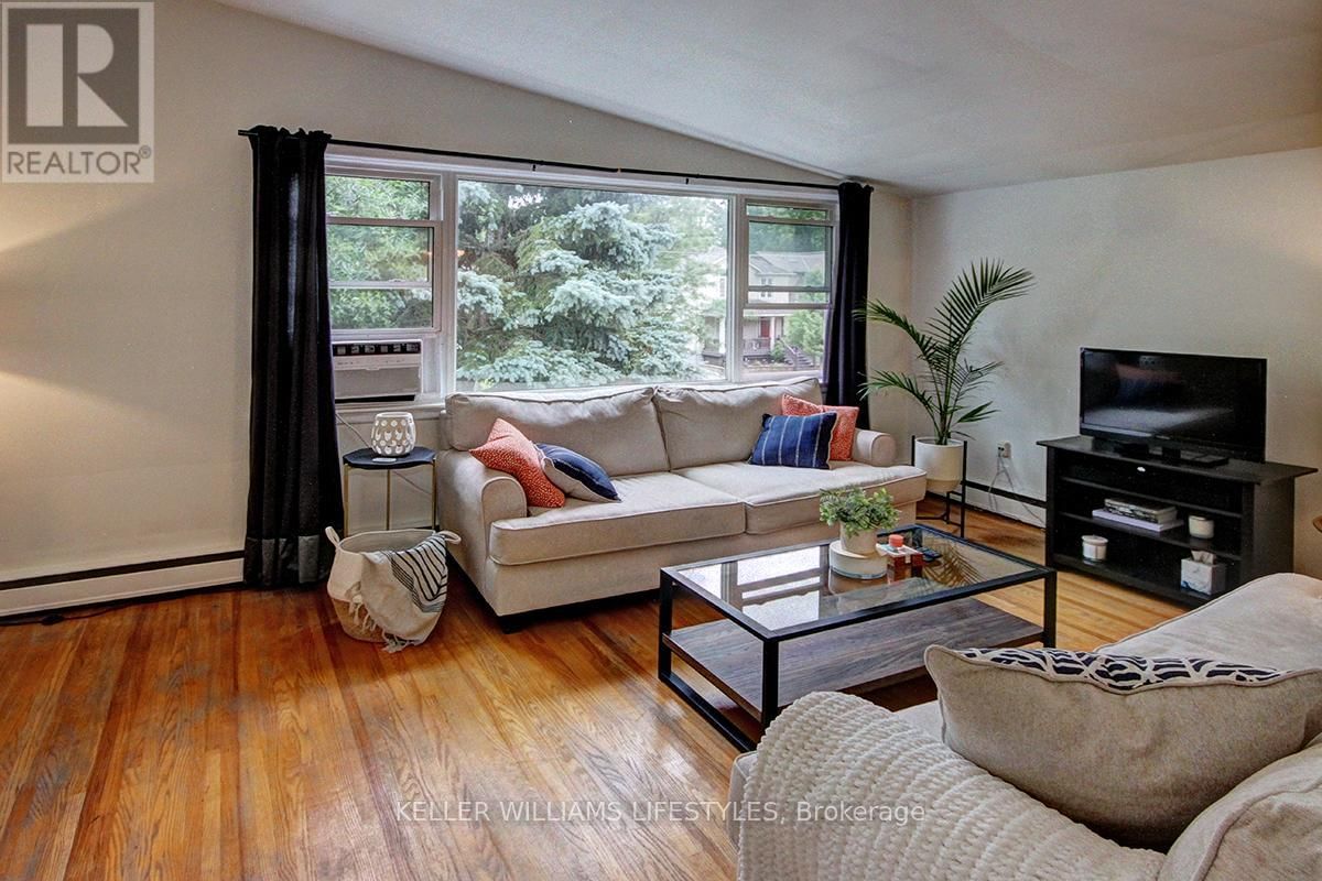 2 - 230 EMERY STREET EAST Image 3