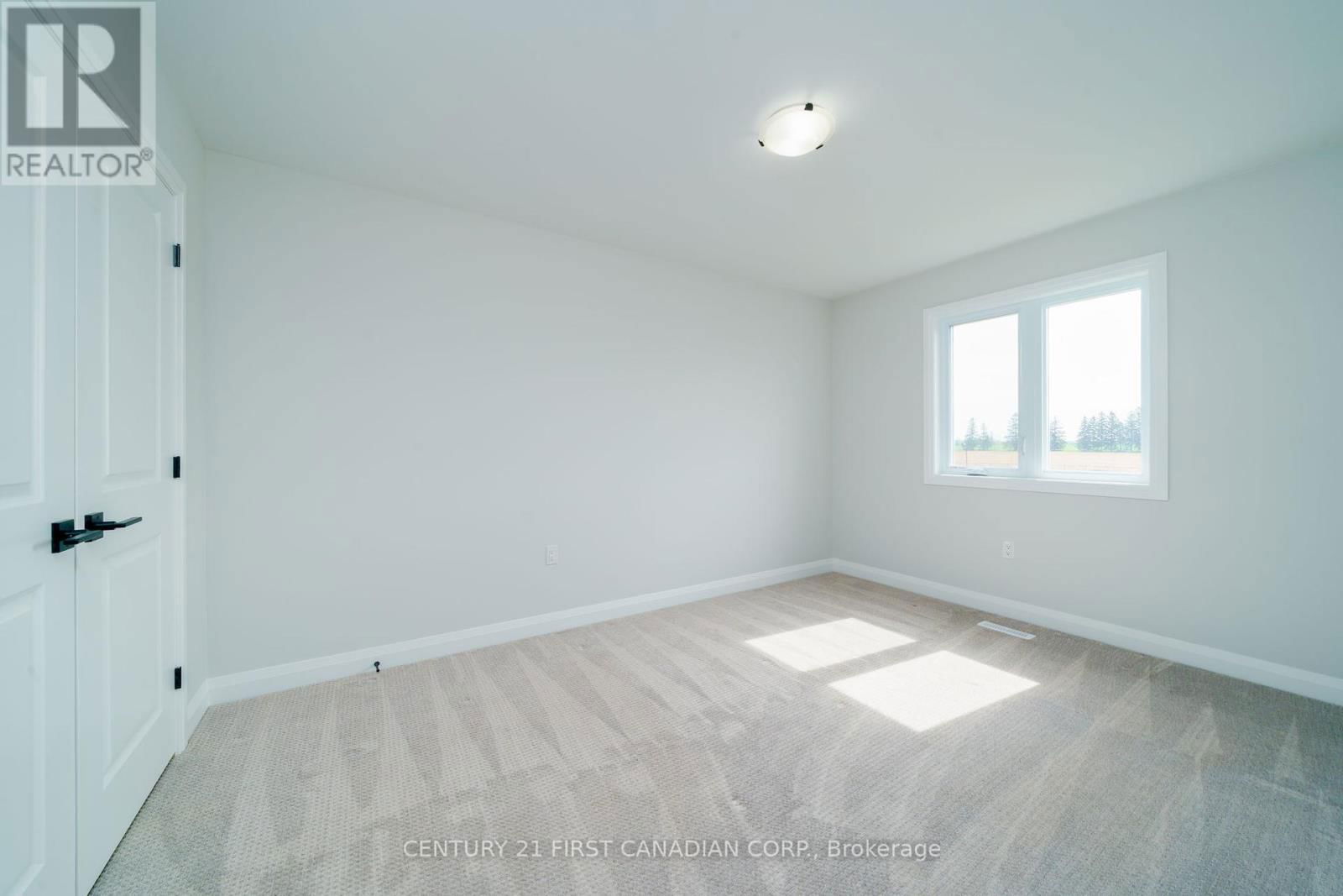 6 SHELDABREN STREET Image 20