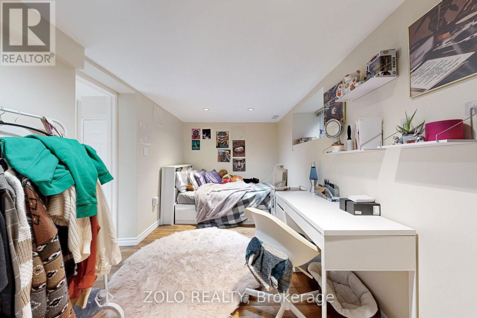 43 FORBES AVENUE Image 15