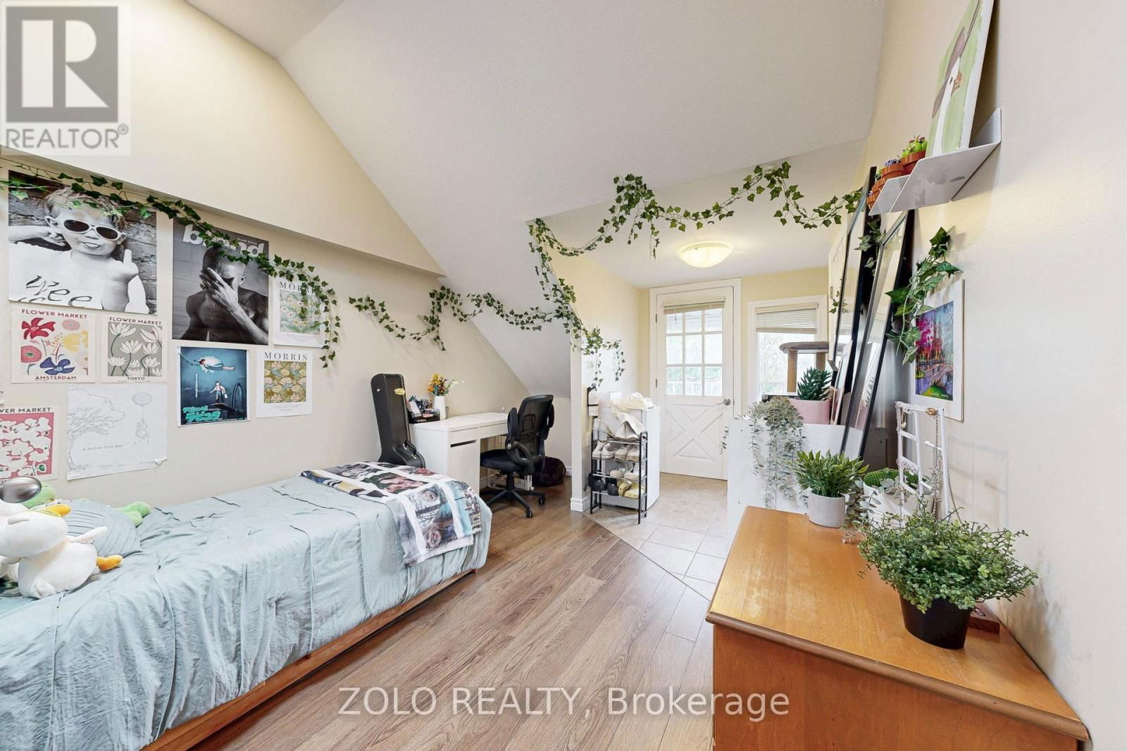 43 FORBES AVENUE Image 16
