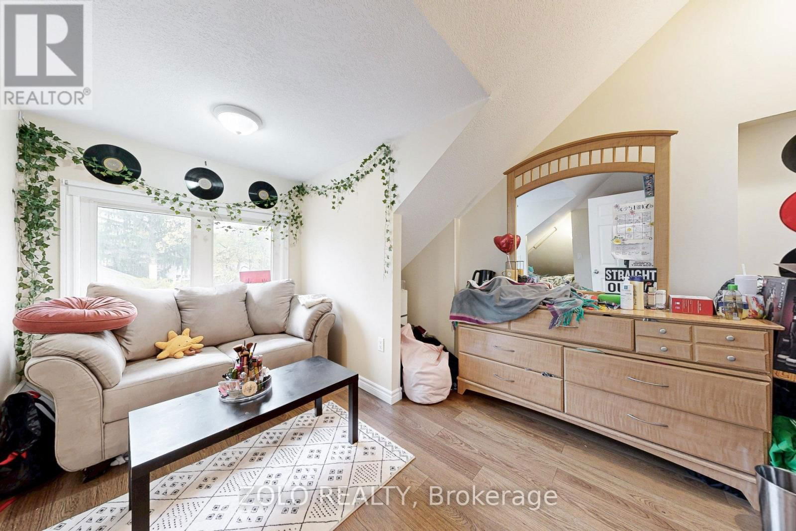 43 FORBES AVENUE Image 17