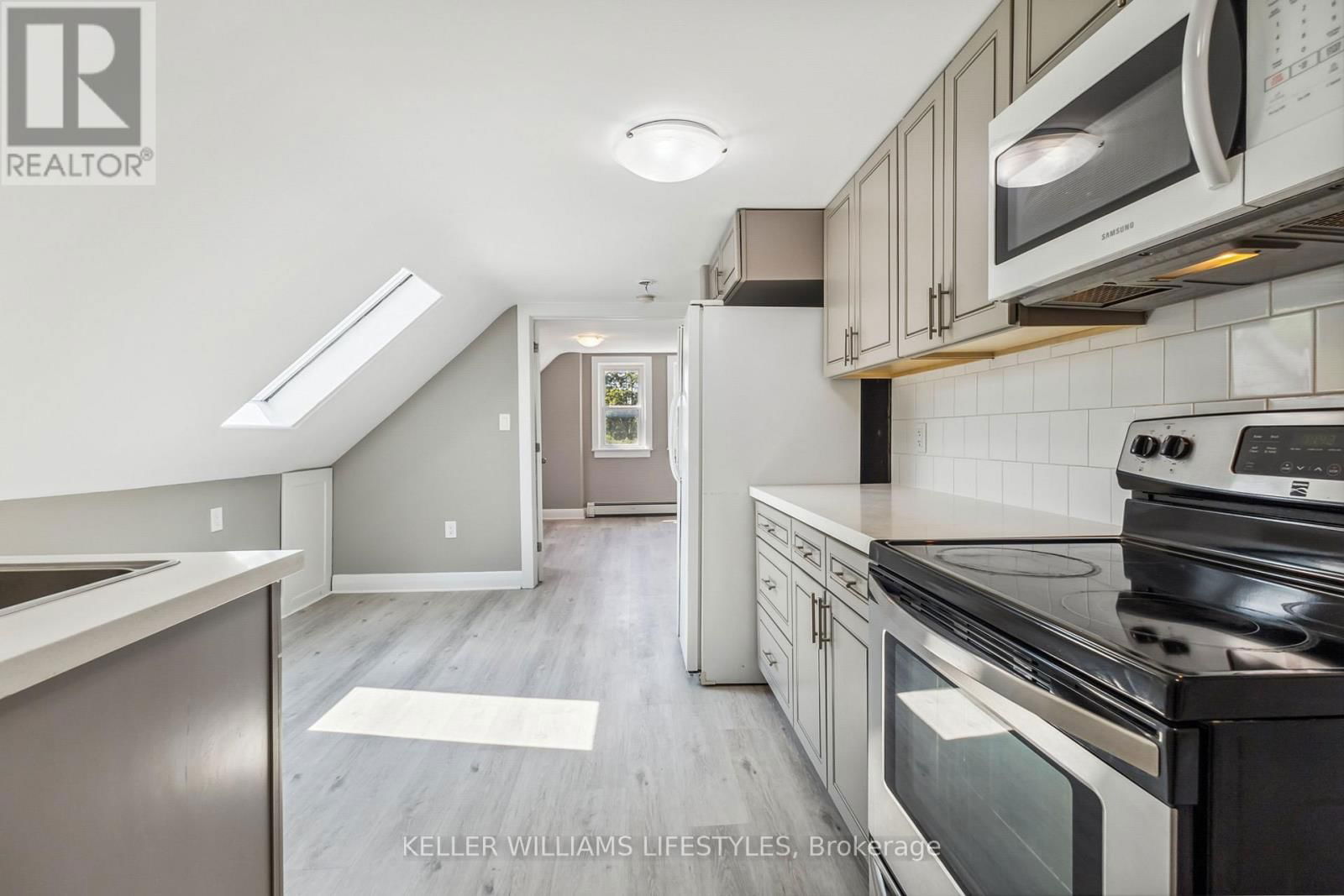UPPER - 88 BRITANNIA AVENUE Image 10