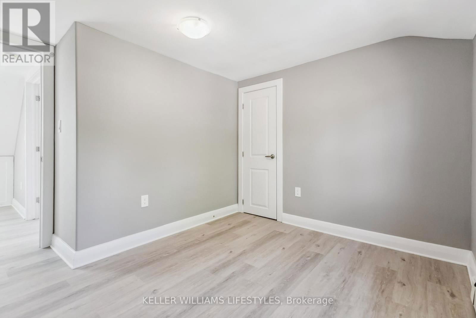 UPPER - 88 BRITANNIA AVENUE Image 16