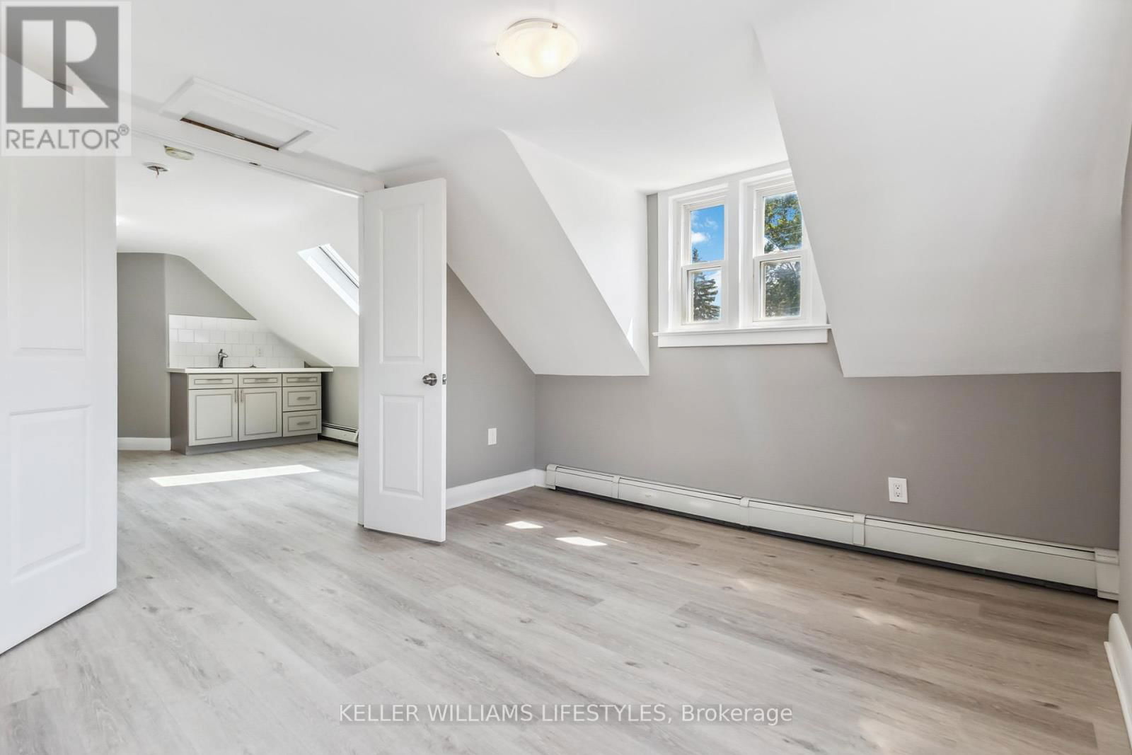 UPPER - 88 BRITANNIA AVENUE Image 17