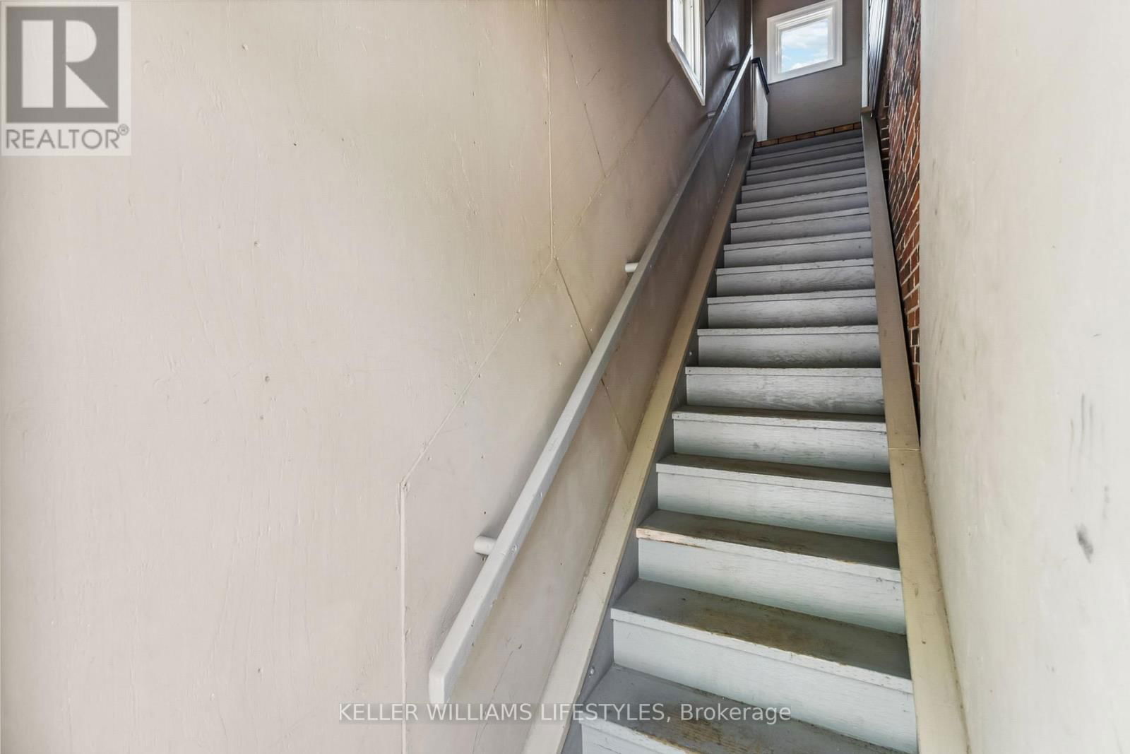 UPPER - 88 BRITANNIA AVENUE Image 23