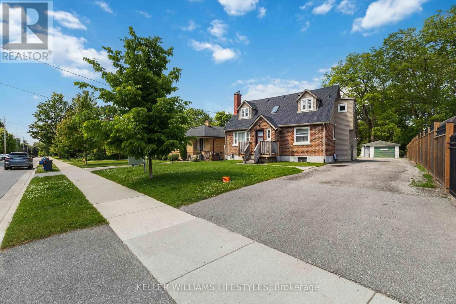 UPPER - 88 BRITANNIA AVENUE Image 3