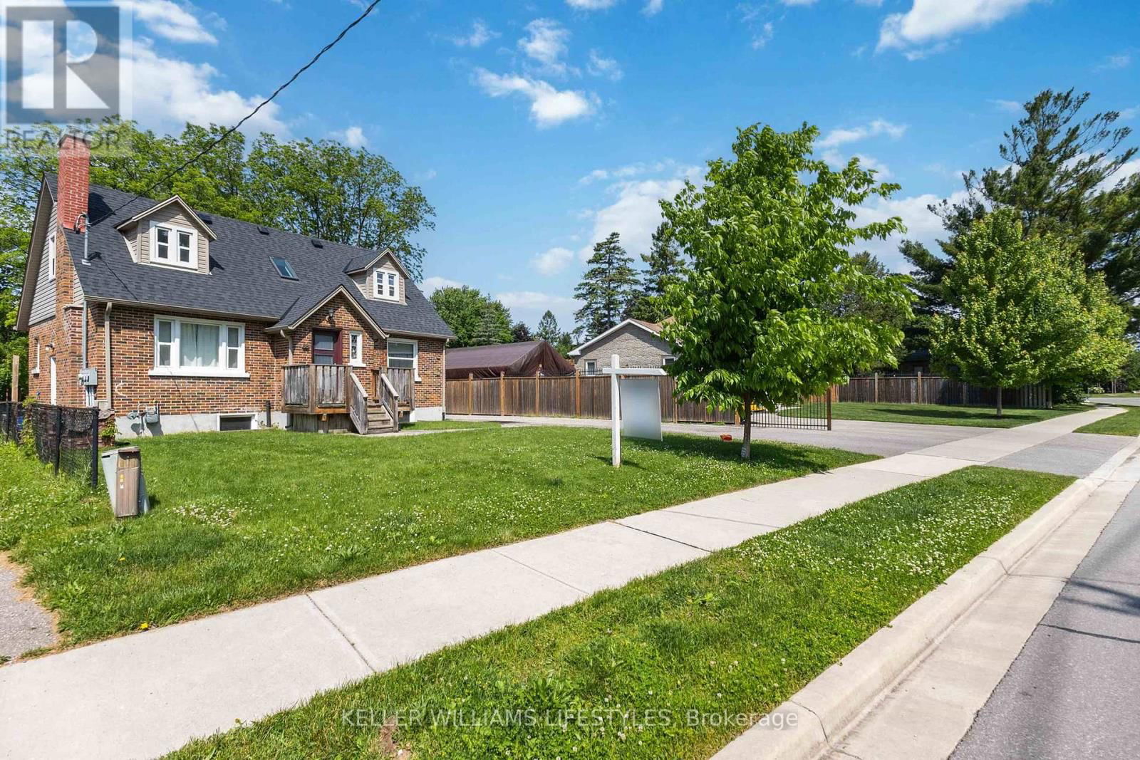 UPPER - 88 BRITANNIA AVENUE Image 5