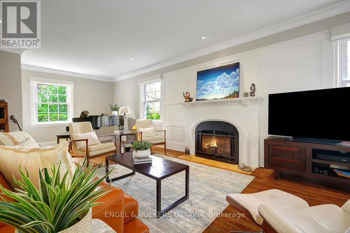 200 HOWICK STREET Image 6