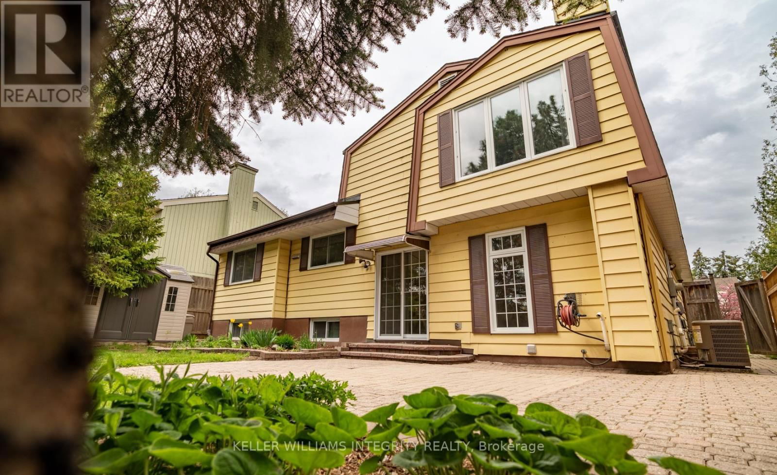 714 MOONEYS BAY PLACE Image 28