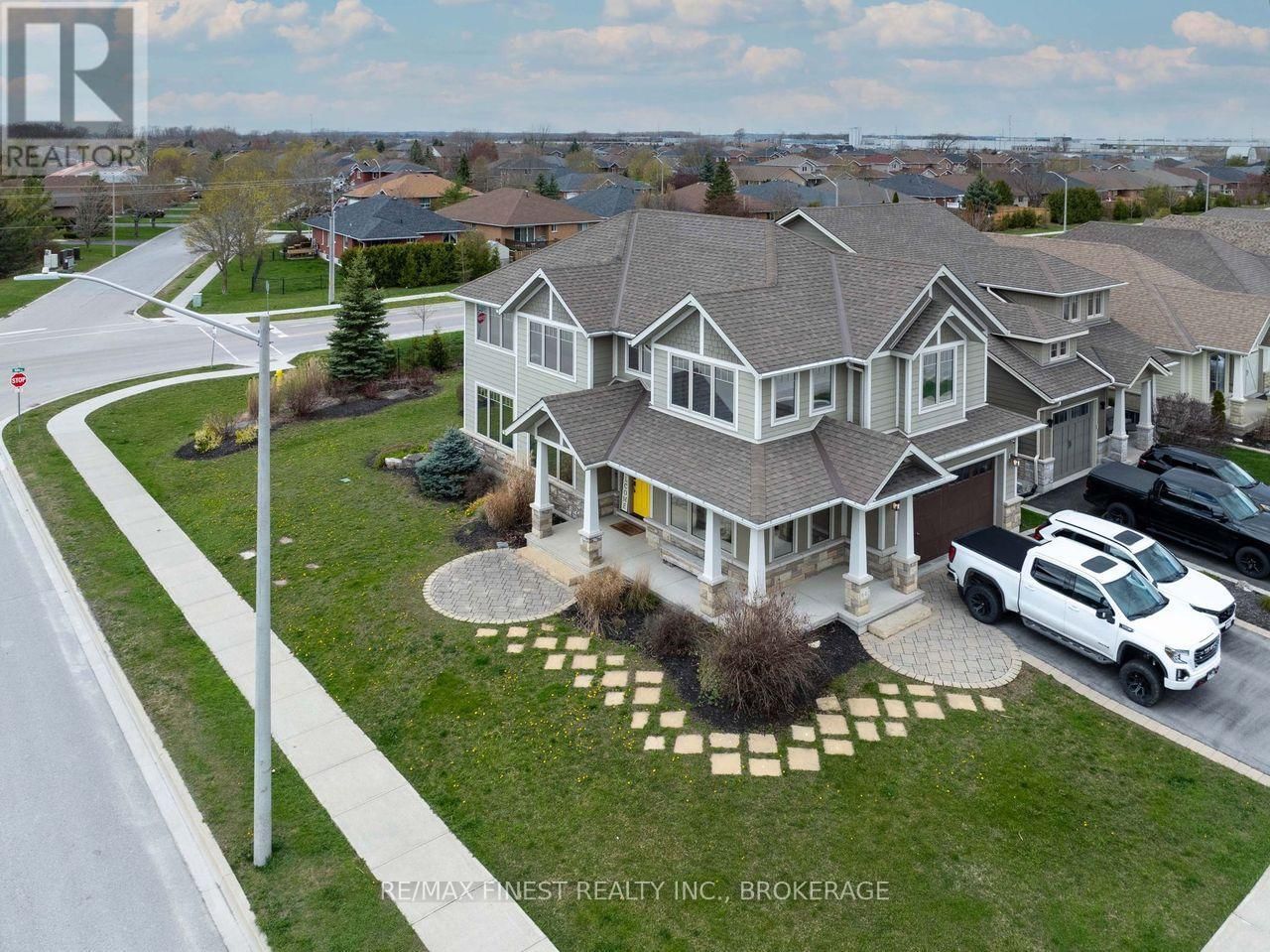 64 TESSA BOULEVARD Image 2