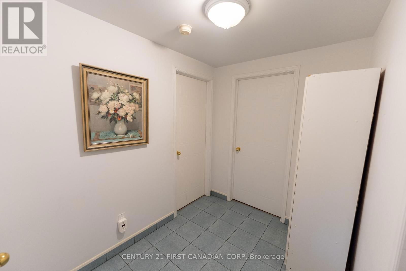 27 GOLFVIEW CRESCENT Image 34