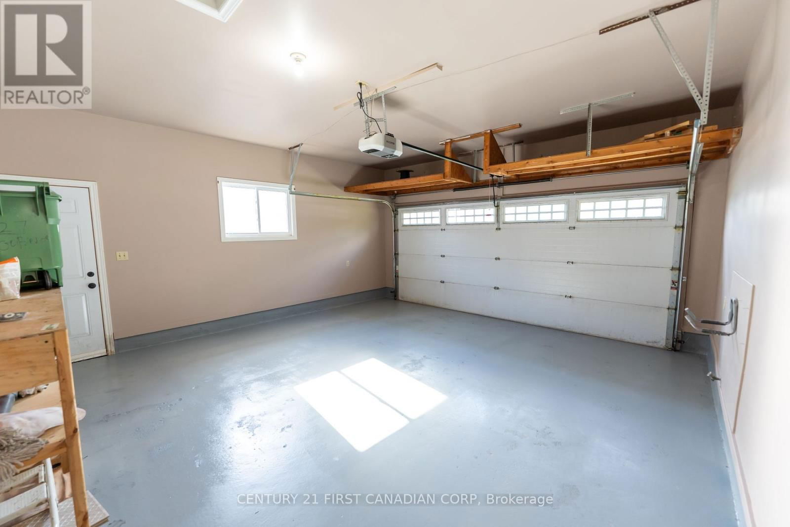 27 GOLFVIEW CRESCENT Image 41