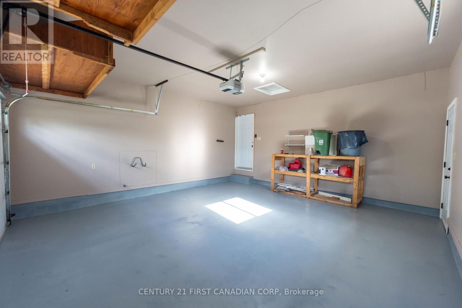 27 GOLFVIEW CRESCENT Image 42