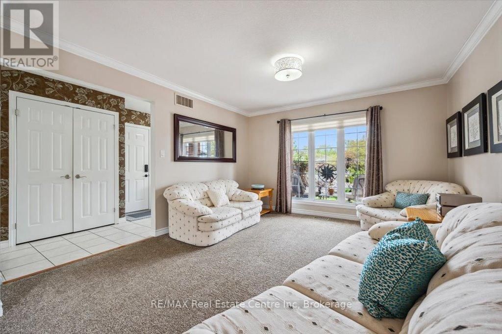 758 WILLOW ROAD Image 11