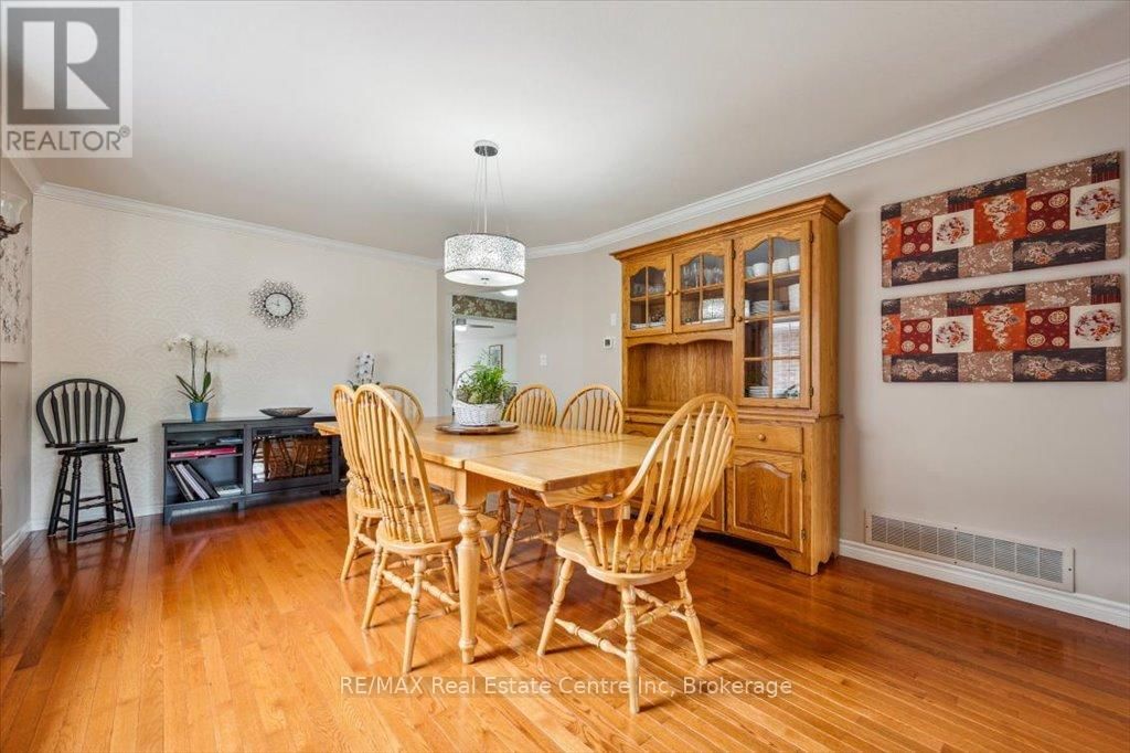 758 WILLOW ROAD Image 13