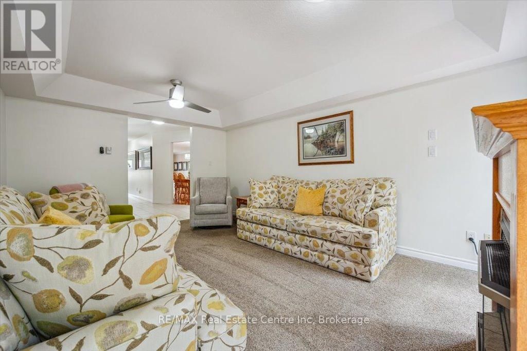 758 WILLOW ROAD Image 16