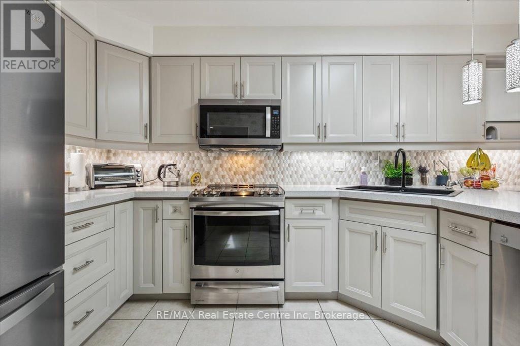 758 WILLOW ROAD Image 18