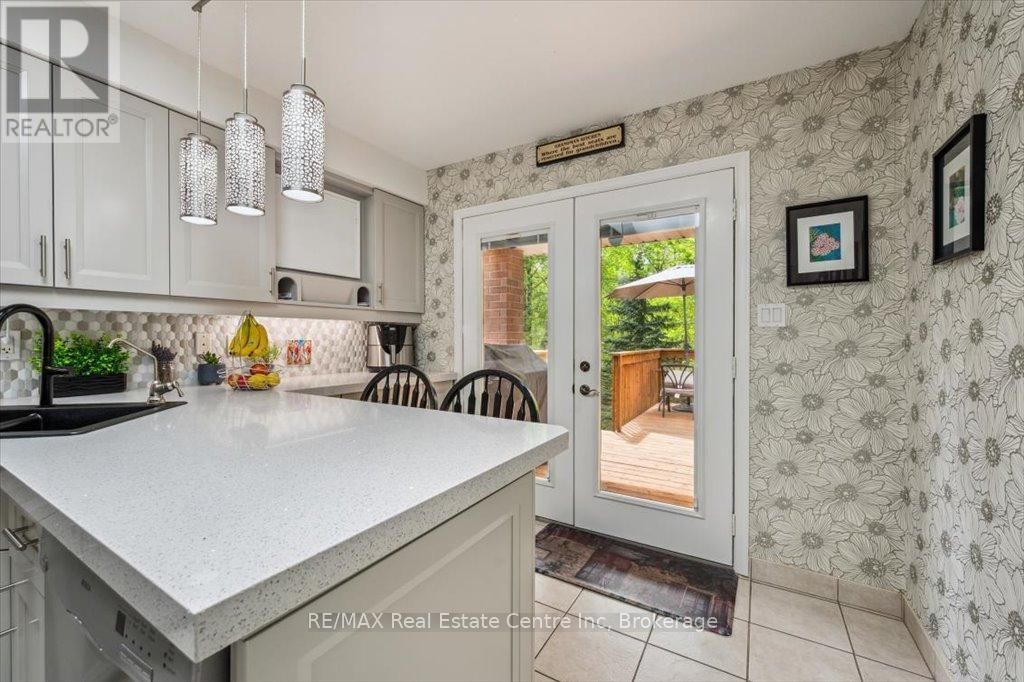 758 WILLOW ROAD Image 20