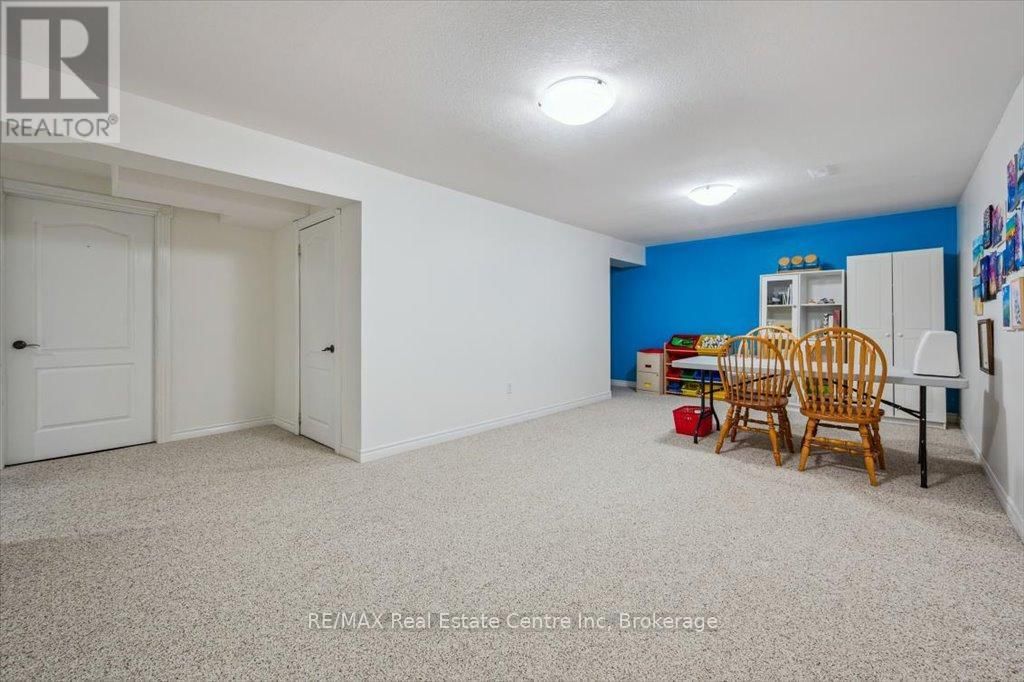 758 WILLOW ROAD Image 37