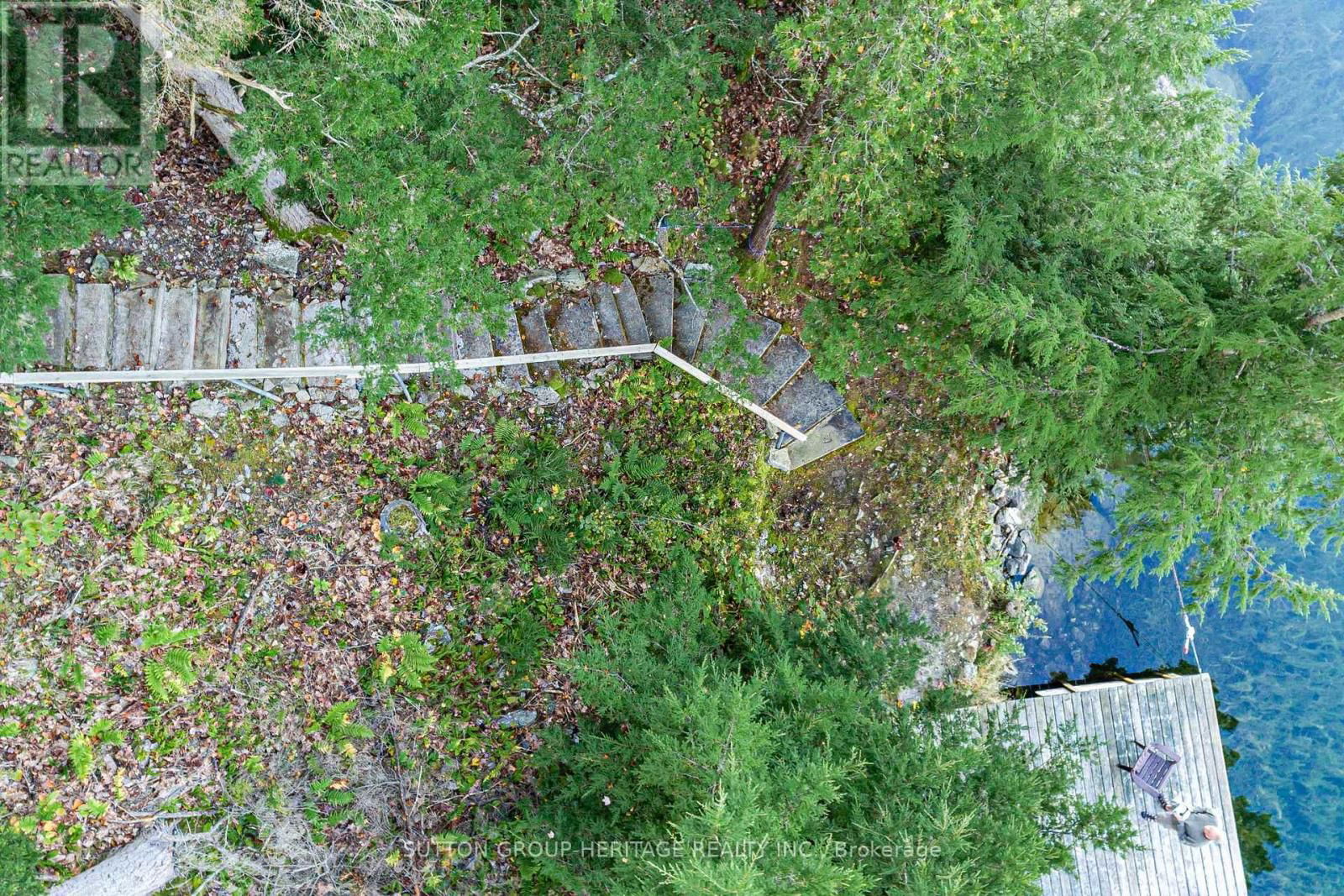250 YOUNGE LANE Image 29