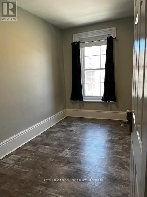 396 JOHNSON STREET Image 13