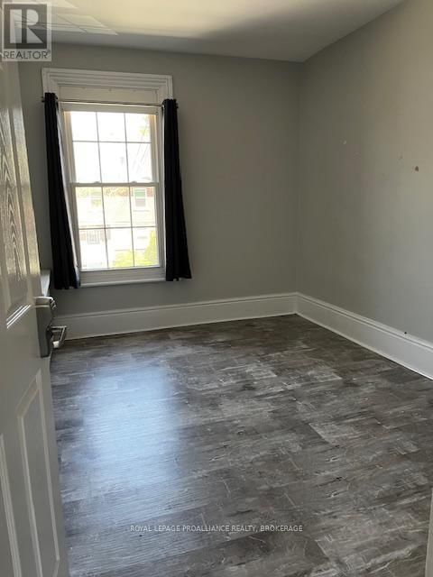 396 JOHNSON STREET Image 14