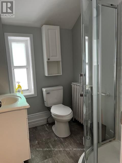 396 JOHNSON STREET Image 15