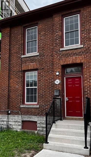 396 JOHNSON STREET Image 3
