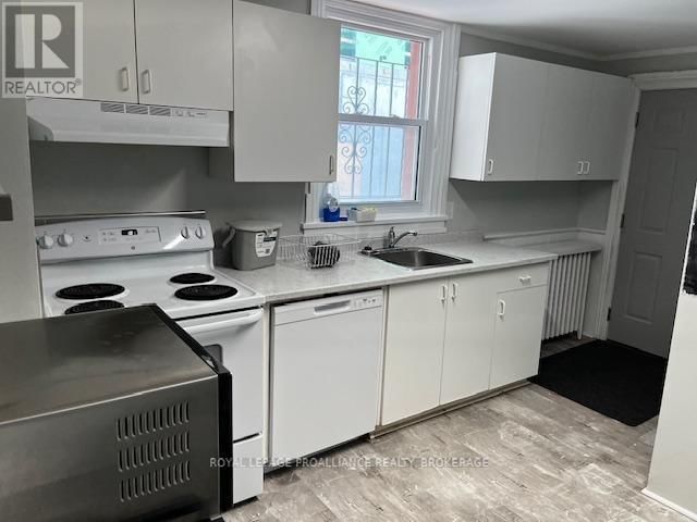 396 JOHNSON STREET Image 9